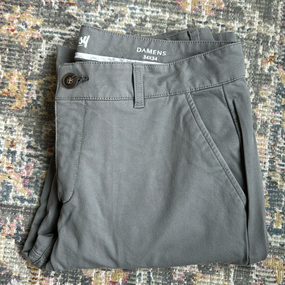 MUGSY size 34x34